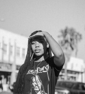 Elaine Biography: Age, Wiki, Songs & Pictures parents
