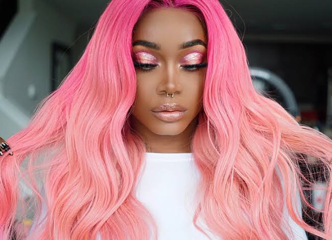 Laurasia Andrea Biography: Age, Partner Net Worth