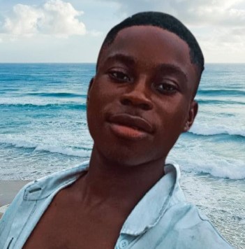 Biography of Lyrix: His Age, Education, Songs, Early Career…..