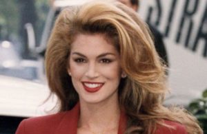 Cindy Crawford Biography – Age, Family, Net Worth & Pictures